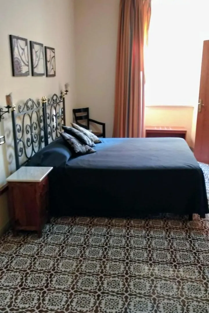 Nicolas Inn Rome Guest house