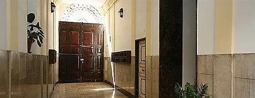 Nicolas Inn Roma Pensión